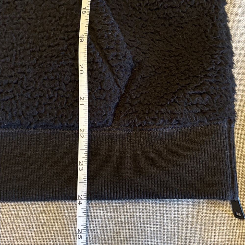ROOTS Black Sherpa Hoodie, Sz Small. - Picture 11 of 11